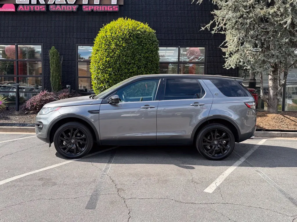 Land Rover Discovery Sport photo 9