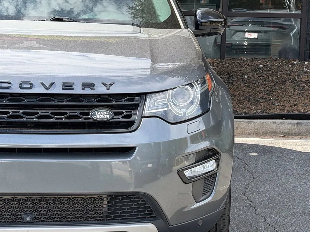Land Rover Discovery Sport photo 5