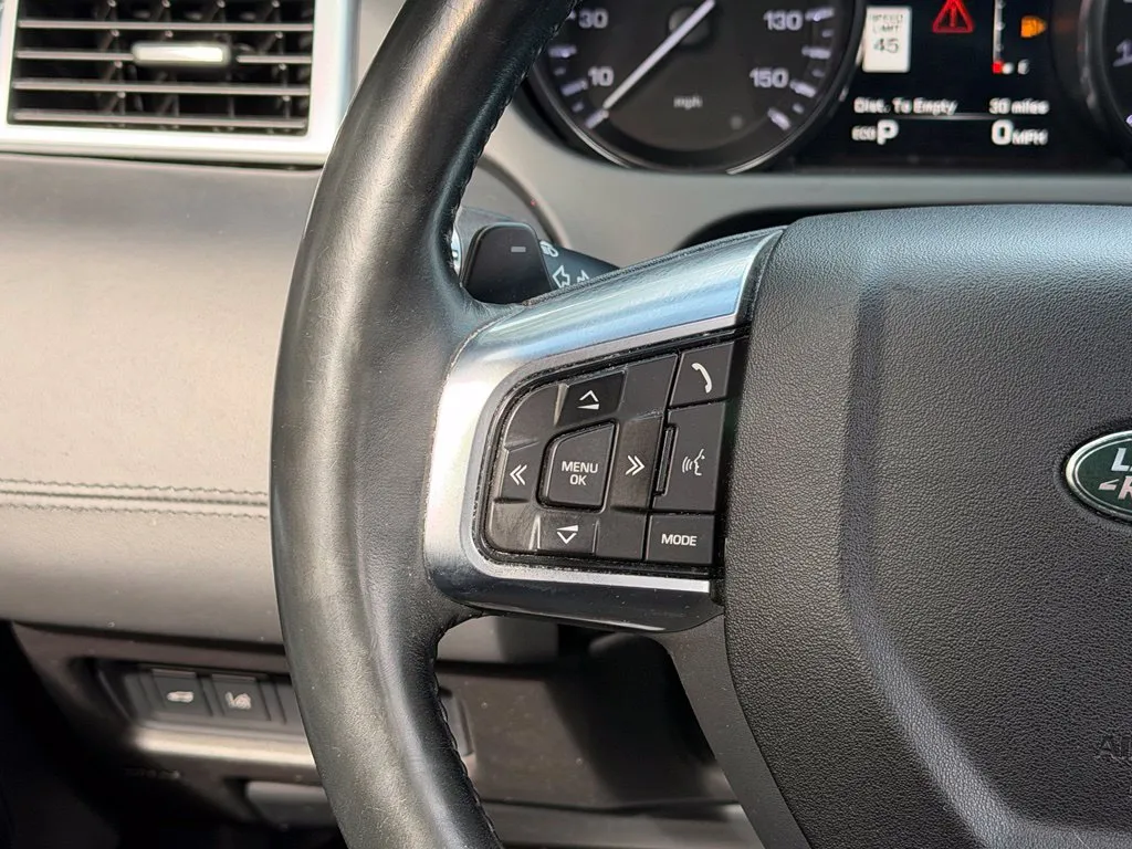 Land Rover Discovery Sport photo 45