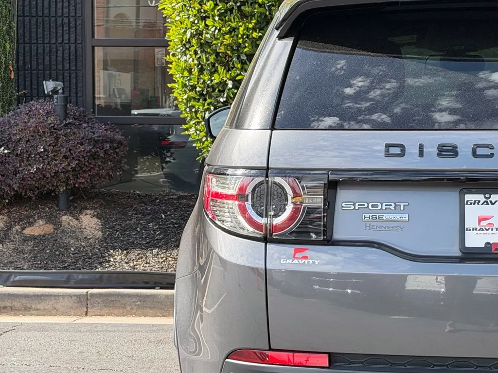 Land Rover Discovery Sport photo 15