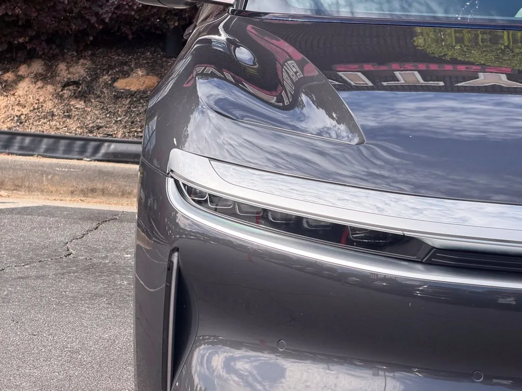 Lucid Air photo 4