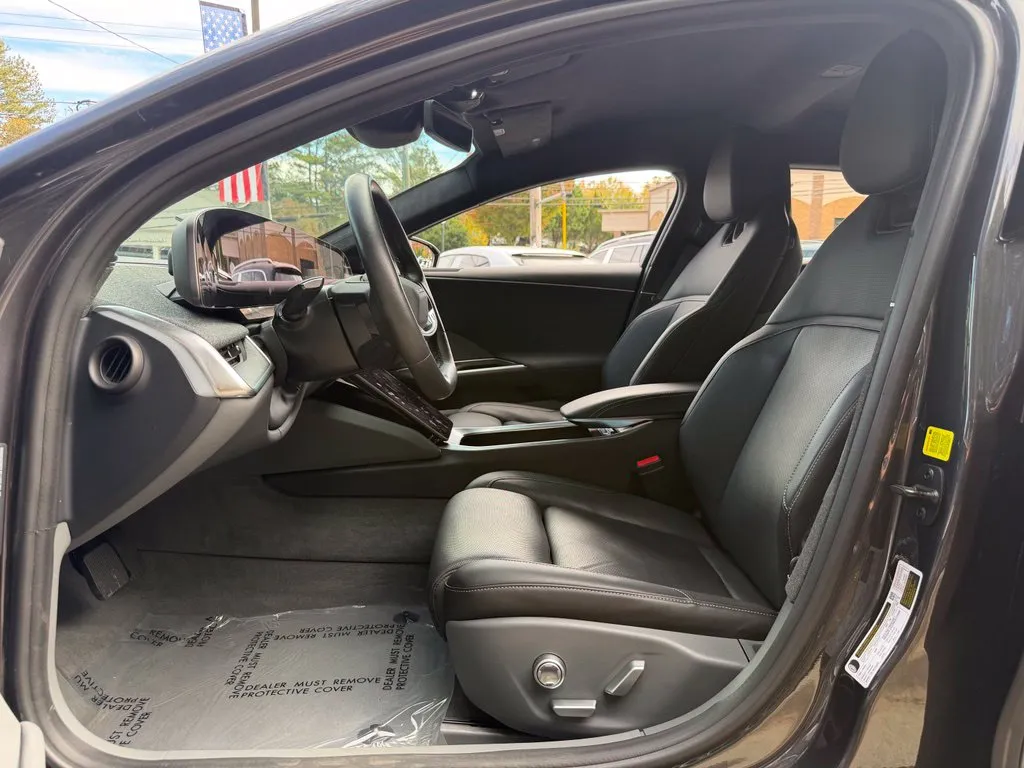 Lucid Air photo 25