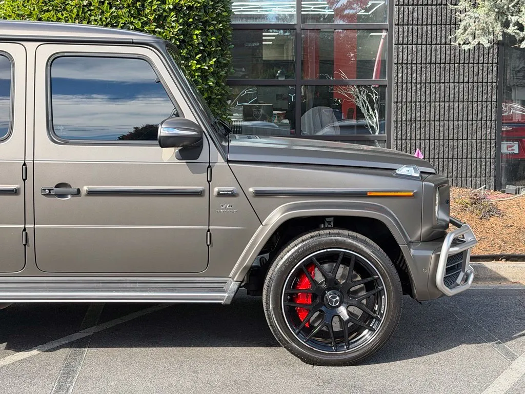 Mercedes-Benz G-Class photo 23