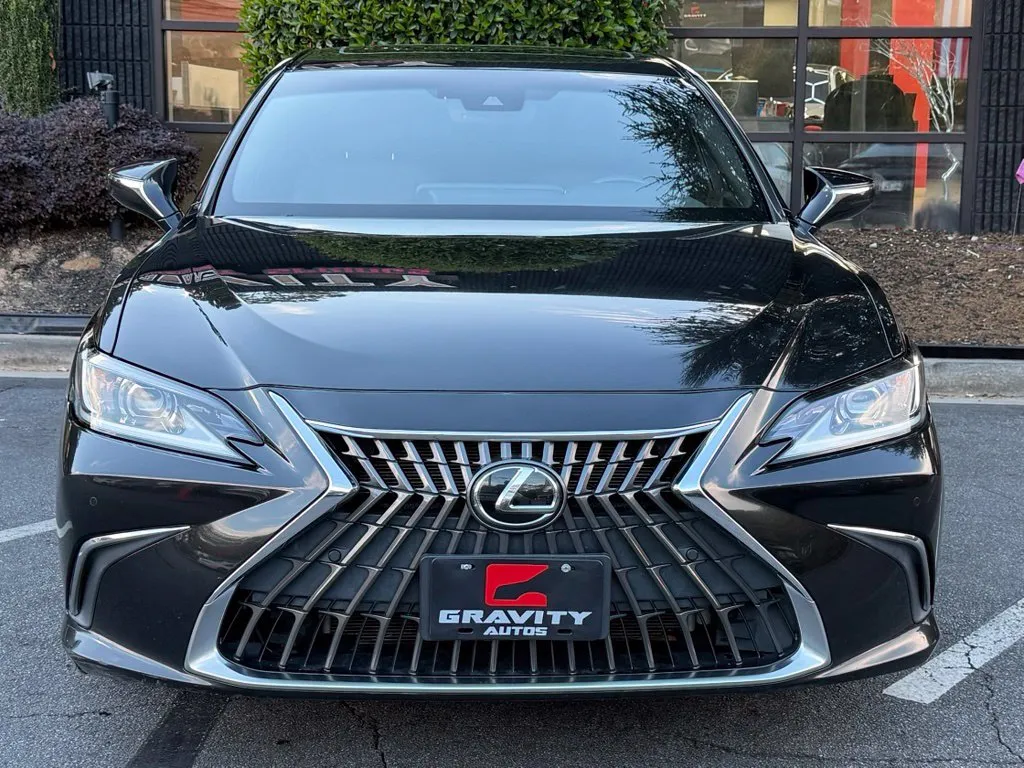 Lexus ES photo 3