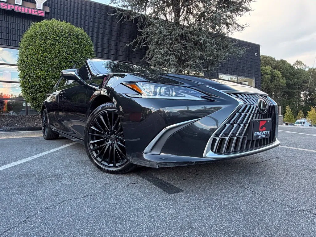 Lexus ES photo 8