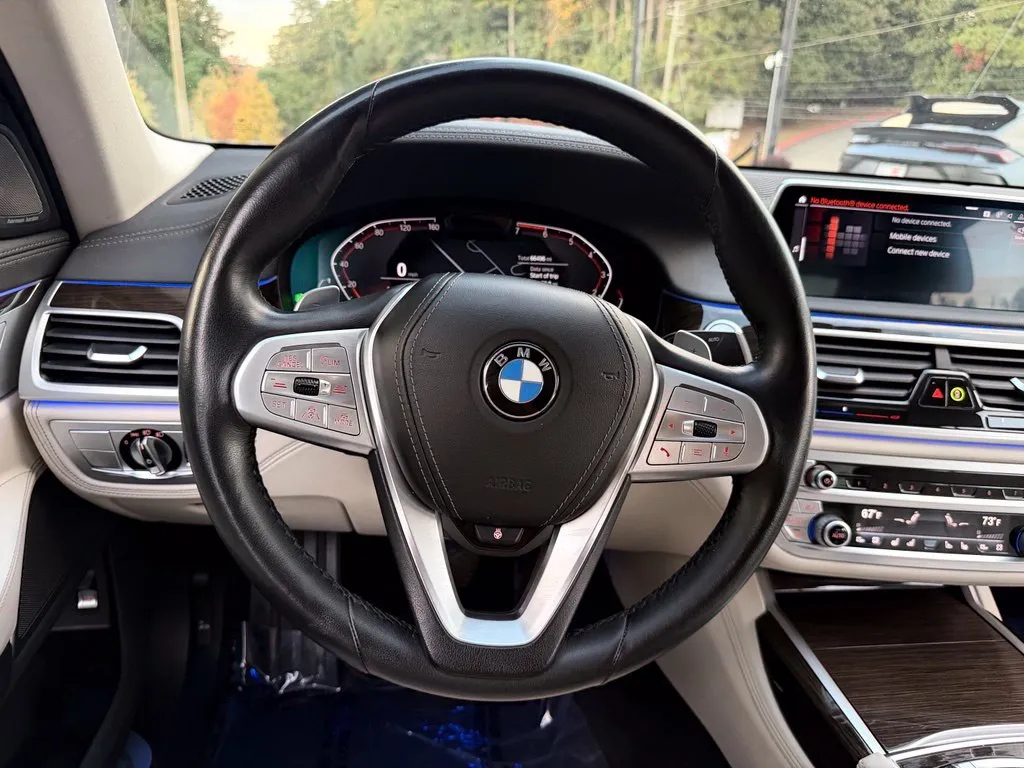 BMW 7 Series photo 44