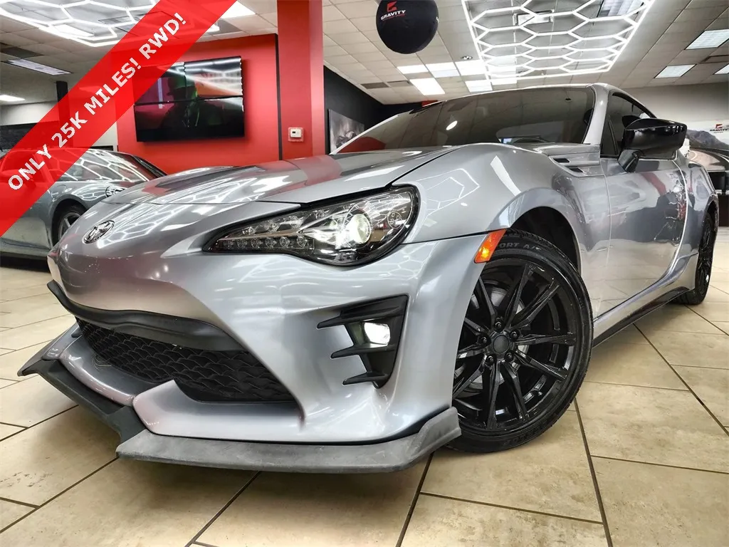 Used 2018 Toyota 86 GT for sale in Sandy Springs, GA at Gravity