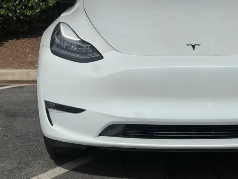 More photos of 2021 Tesla Model Y Standard Range at Gravity Autos Sandy Springs, GA