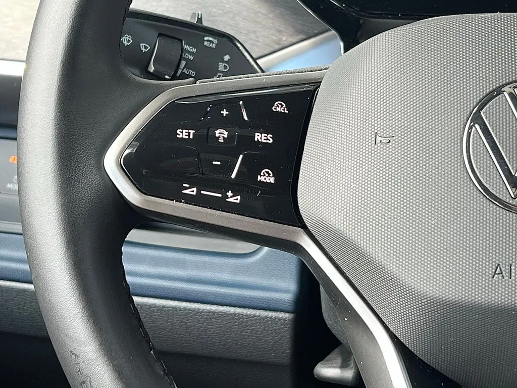 2025 Volkswagen ID. Buzz PRO S - Photo 38