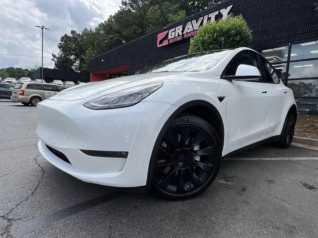 Used 2022 Tesla Model Y Long Range with VIN 7SAYGDEE5NF428782 for sale in Chamblee, GA