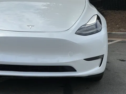 More photos of 2022 Tesla Model Y Long Range at Gravity Autos Sandy Springs, GA