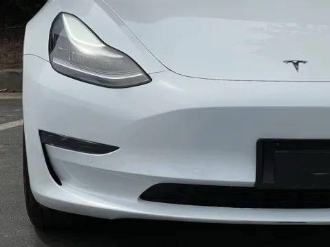 More photos of 2019 Tesla Model 3 Mid Range at Gravity Autos Sandy Springs, GA