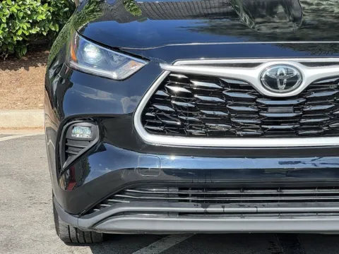 More photos of 2022 Toyota Highlander XLE at Gravity Autos Sandy Springs, GA