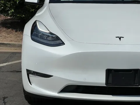 More photos of 2022 Tesla Model Y Long Range at Gravity Autos Sandy Springs, GA
