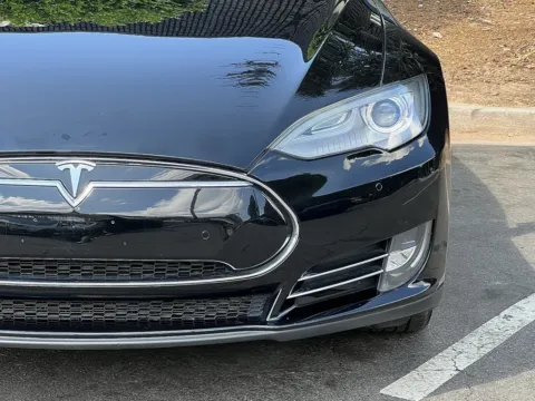 More photos of 2014 Tesla Model S at Gravity Autos Sandy Springs, GA