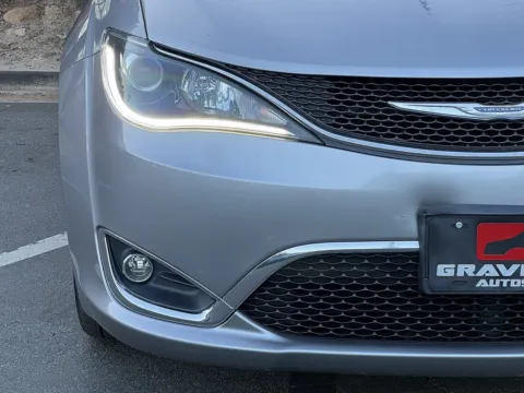 More photos of 2017 Chrysler Pacifica Limited at Gravity Autos Sandy Springs, GA