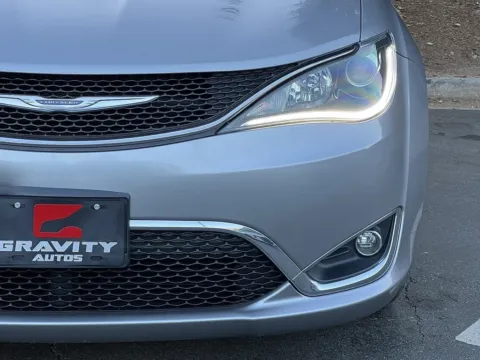 More photos of 2017 Chrysler Pacifica Limited at Gravity Autos Sandy Springs, GA