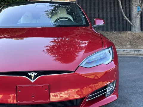More photos of 2020 Tesla Model S Long Range Plus at Gravity Autos Sandy Springs, GA
