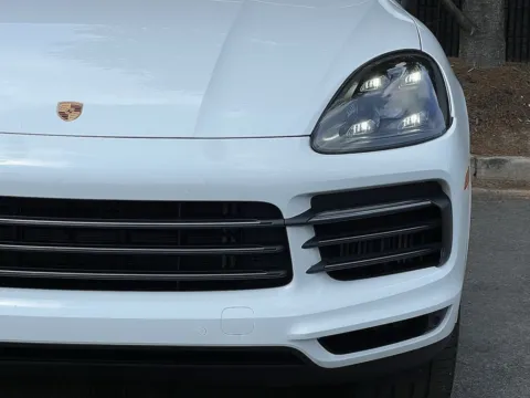 More photos of 2023 Porsche Cayenne Platinum Edition at Gravity Autos Sandy Springs, GA