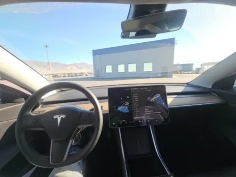 More photos of 2020 Tesla Model 3 Standard Range Plus at Gravity Autos Roswell, GA