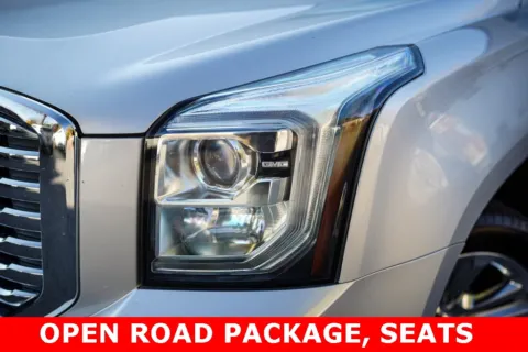 Another view of 2019 GMC Yukon XL SLT for sale in Roswell, GA at Gravity Autos Roswell