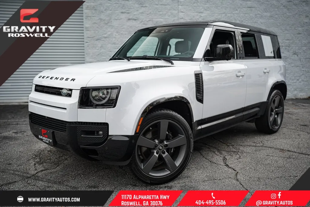 2023 Land Rover Defender V8's photo