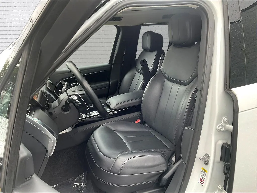 Land Rover Range Rover photo 17