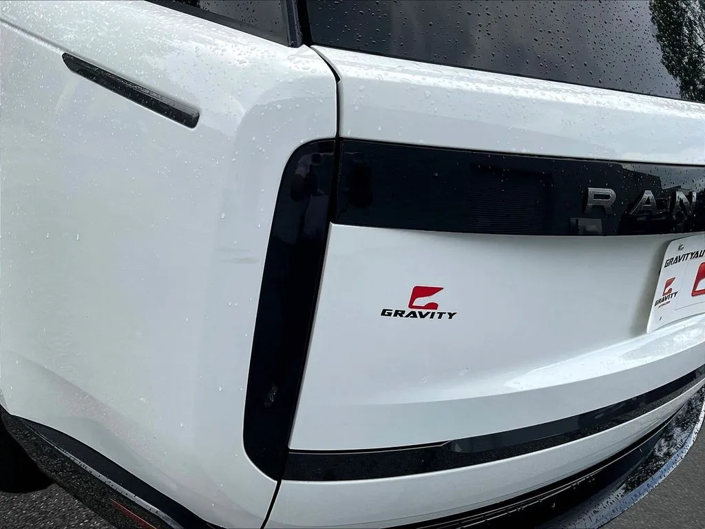2022 Land Rover Range Rover Base - Photo 19