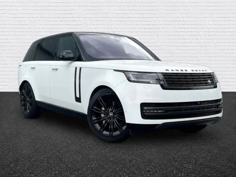 Another view of 2022 Land Rover Range Rover SE for sale in Roswell, GA at Gravity Autos Roswell