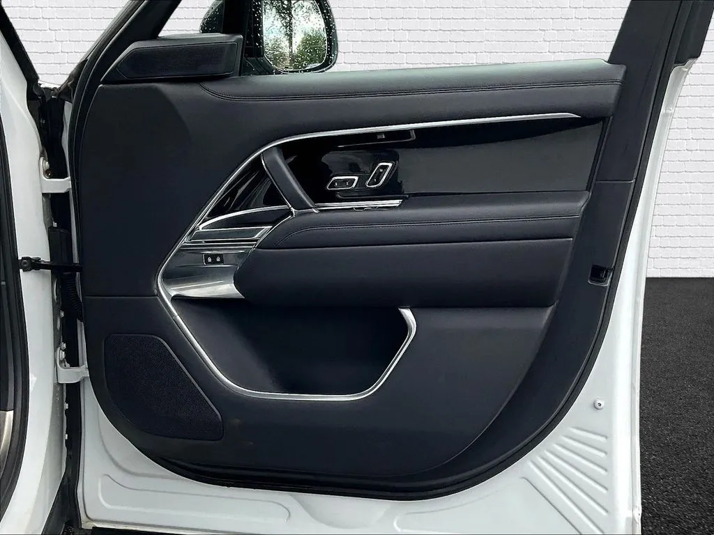 2022 Land Rover Range Rover Base - Photo 22