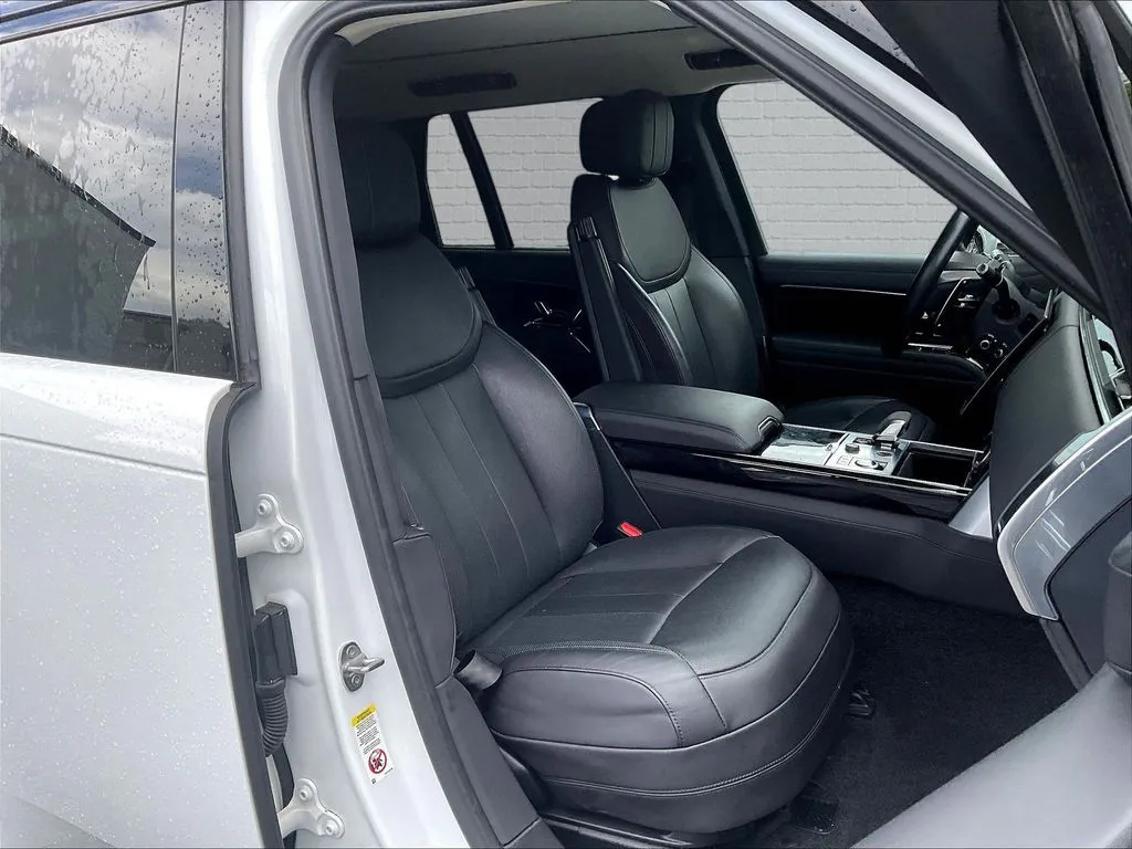 Land Rover Range Rover photo 23