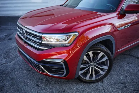 Photos of 2022 Volkswagen Atlas 3.6L V6 SEL Premium R-Line for sale in Roswell, GA at Gravity Autos Roswell