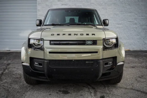 More photos of 2022 Land Rover Defender 90 X-Dynamic S at Gravity Autos Roswell, GA