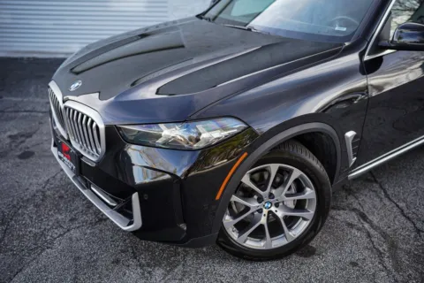 Photos of 2024 BMW X5 xDrive40i for sale in Roswell, GA at Gravity Autos Roswell