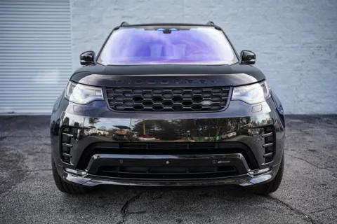 More photos of 2023 Land Rover Discovery S R-Dynamic at Gravity Autos Roswell, GA