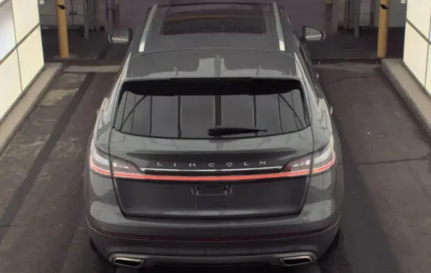 More photos of 2023 Lincoln Nautilus Reserve at Gravity Autos Roswell, GA