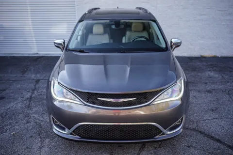 More photos of 2020 Chrysler Pacifica Limited at Gravity Autos Roswell, GA