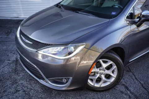 Photos of 2020 Chrysler Pacifica Limited for sale in Roswell, GA at Gravity Autos Roswell