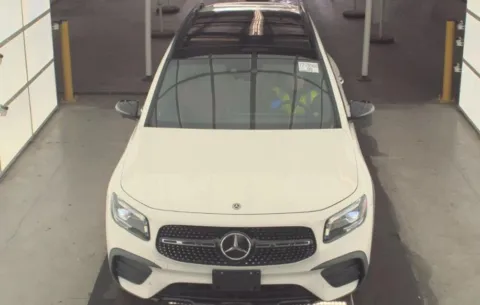 Photos of 2020 Mercedes-Benz GLB 250 for sale in Roswell, GA at Gravity Autos Roswell