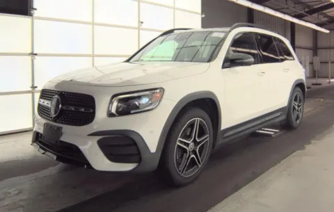 Another view of 2020 Mercedes-Benz GLB 250 for sale in Roswell, GA at Gravity Autos Roswell