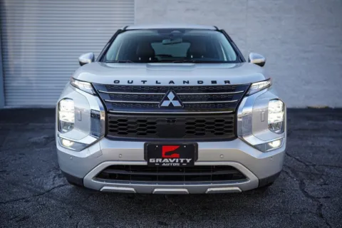 More photos of 2023 Mitsubishi Outlander PHEV SE at Gravity Autos Roswell, GA