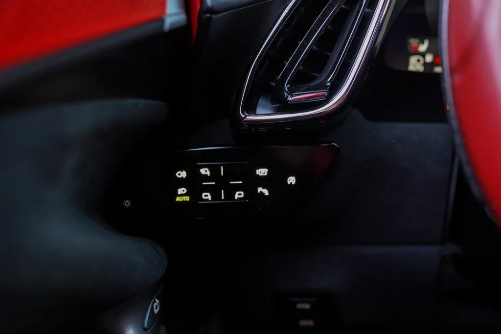 2023 Ferrari Roma Base - Photo 29