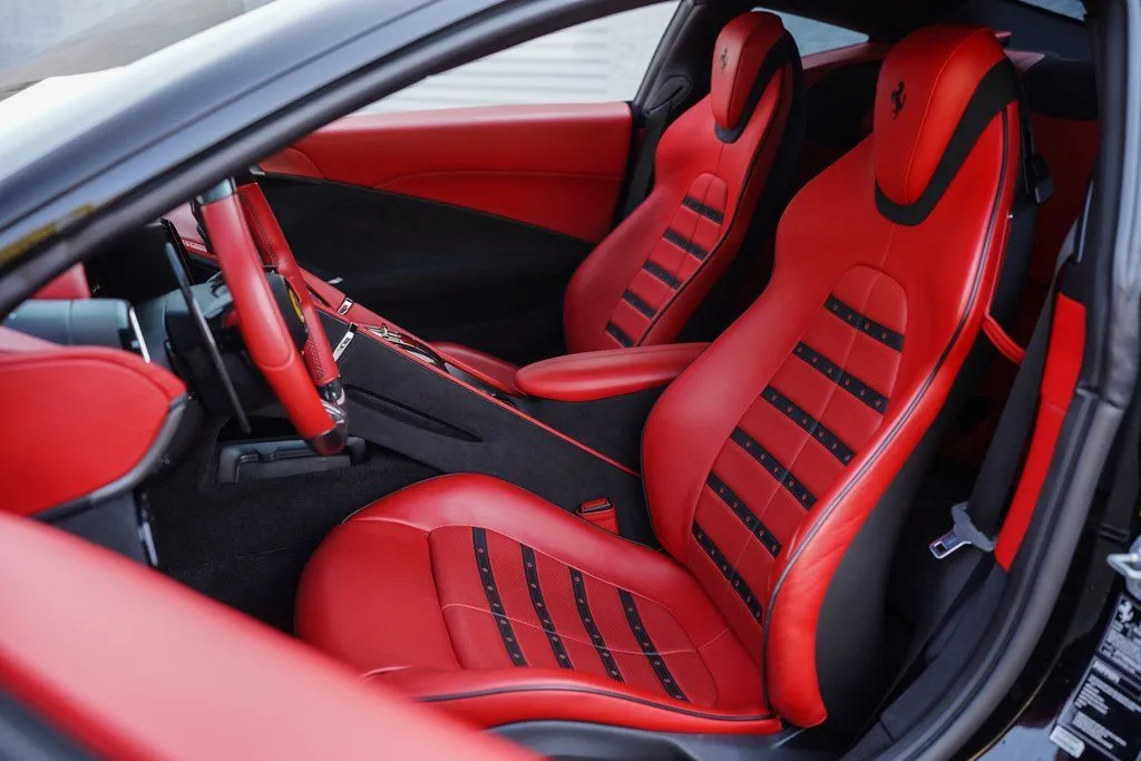 2023 Ferrari Roma Base - Photo 21