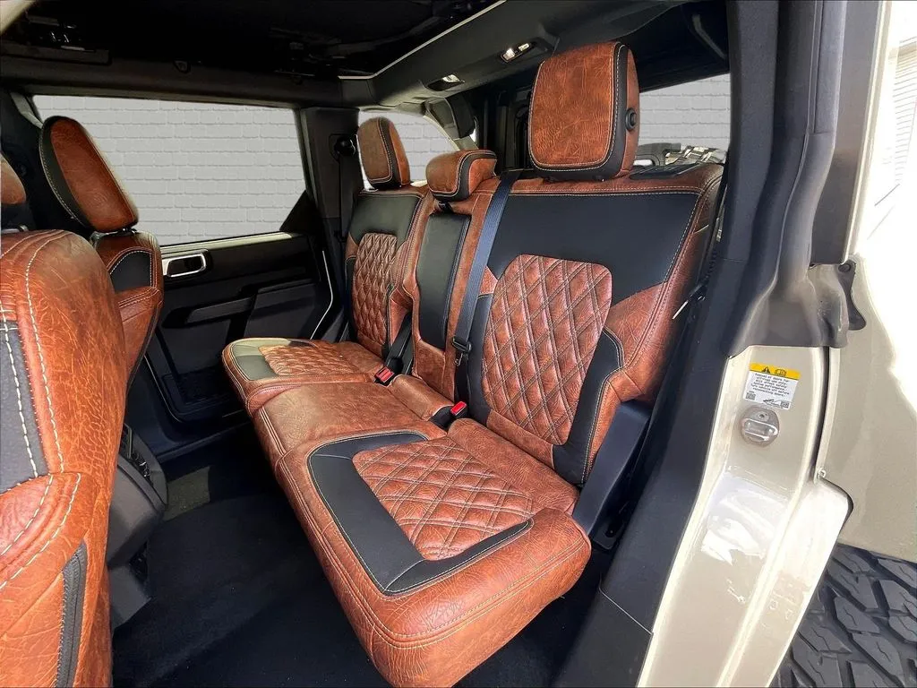 Ford Bronco photo 20