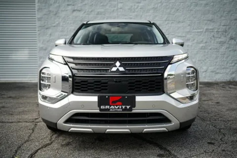 More photos of 2023 Mitsubishi Outlander PHEV SE at Gravity Autos Roswell, GA