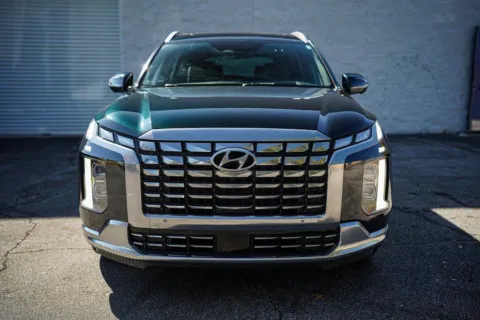 More photos of 2024 Hyundai Palisade Calligraphy at Gravity Autos Roswell, GA