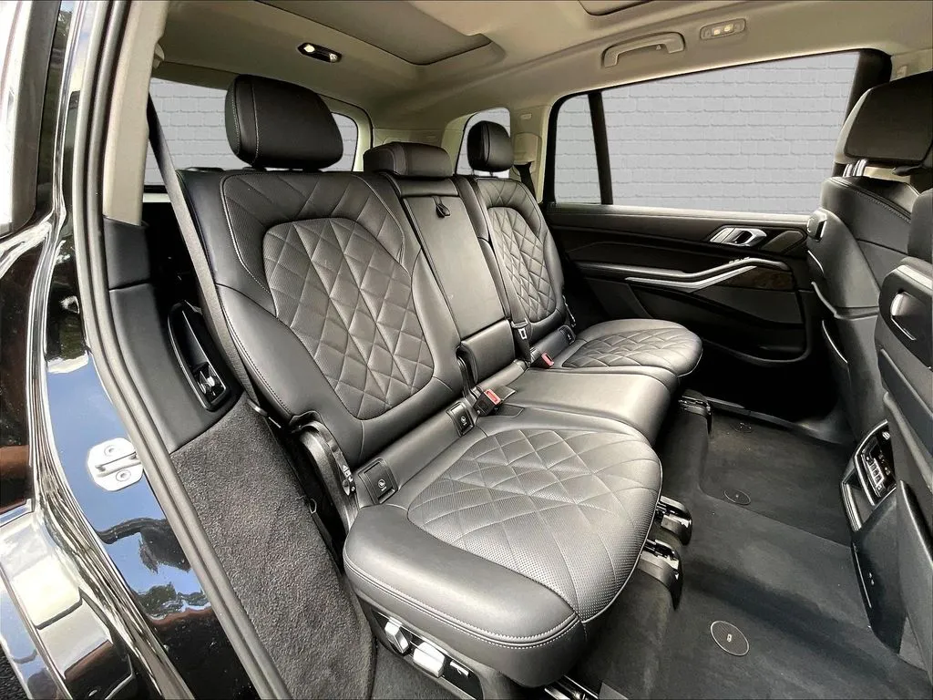 BMW X7 photo 23