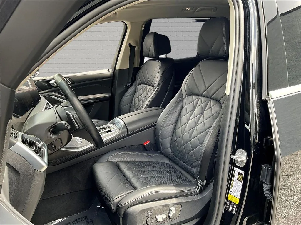 BMW X7 photo 19