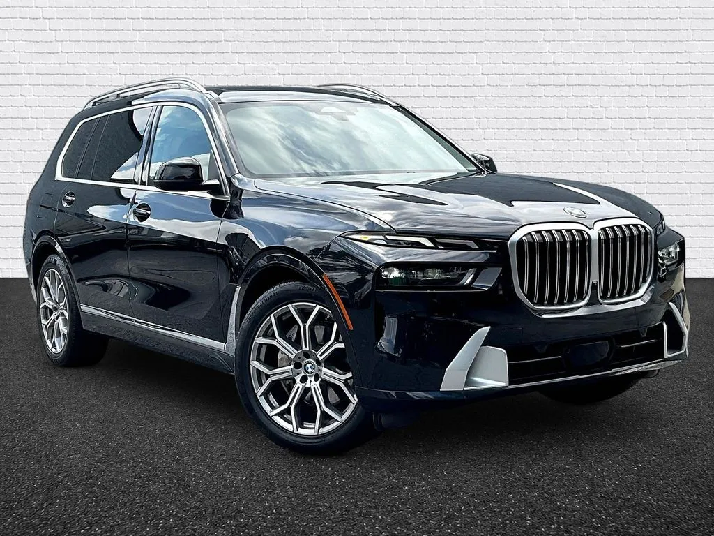 BMW X7 photo 3