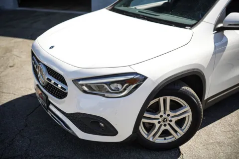 Photos of 2022 Mercedes-Benz GLA 250 for sale in Roswell, GA at Gravity Autos Roswell